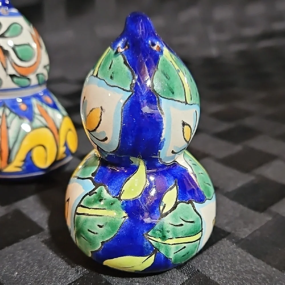 Vibrant Handpainted Mexican Talavera Gourd Shaped Salt/Pepper Shakers w/Stoppers